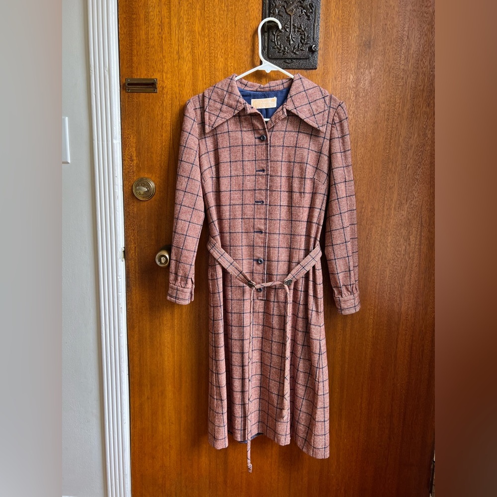 Vintage wool dress with matching belt. Excellent condition.